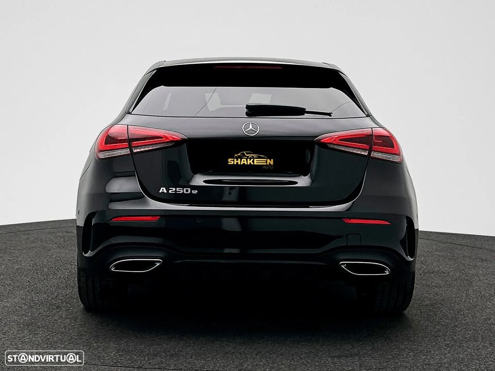 Mercedes-Benz A 250 e AMG Line - 7
