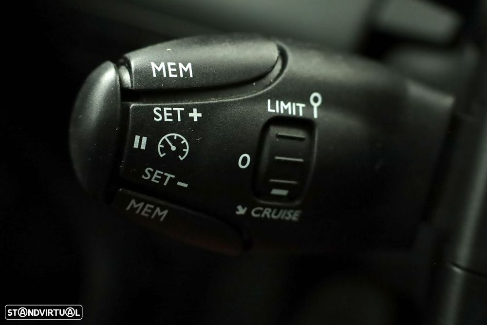 Citroën C3 Aircross 1.2 PureTech C-Series - 16