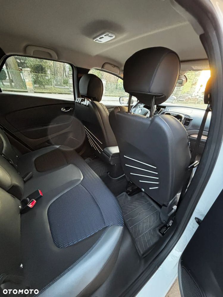 Renault Captur 1.2 Energy TCe Night&Day - 8