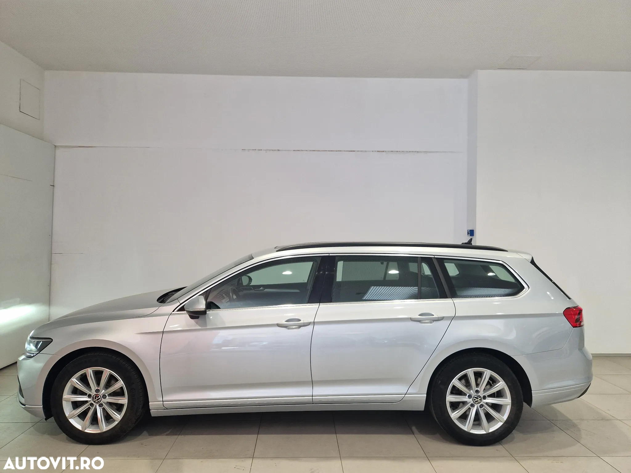 Volkswagen Passat Variant 2.0 TDI DSG Comfortline - 2