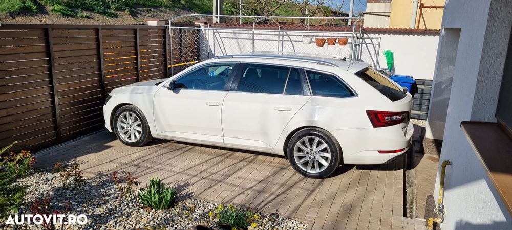 Skoda Superb 2.0 TDI DSG 4X4 Style - 1