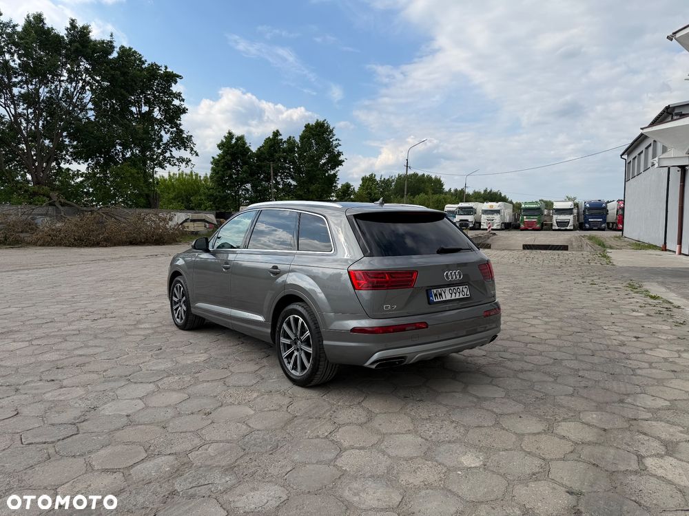 Audi Q7 - 5