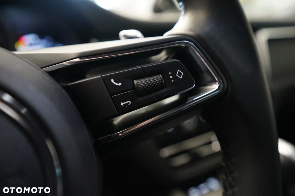 Porsche Macan Standard - 37
