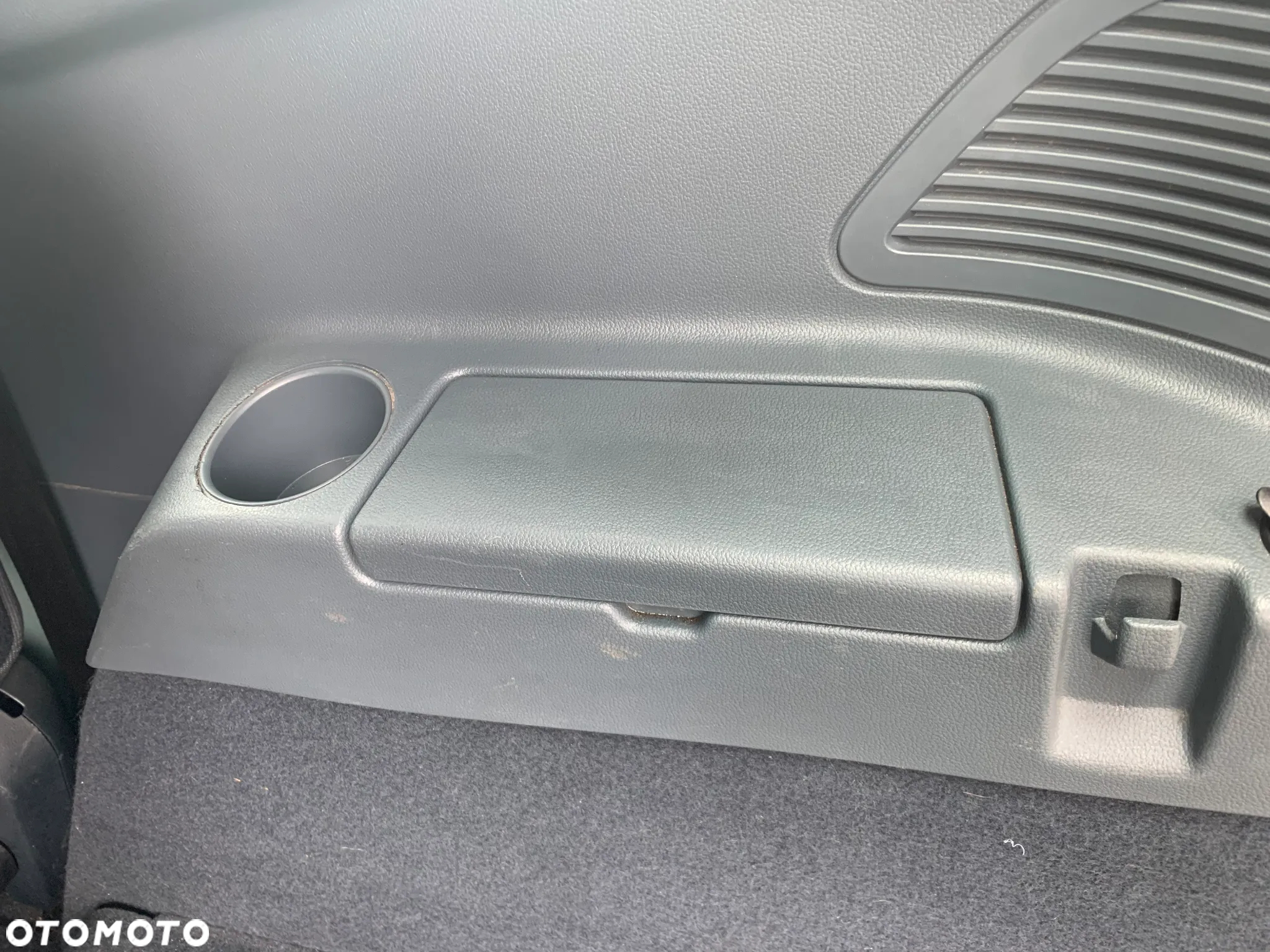 Ford Grand C-MAX - 21
