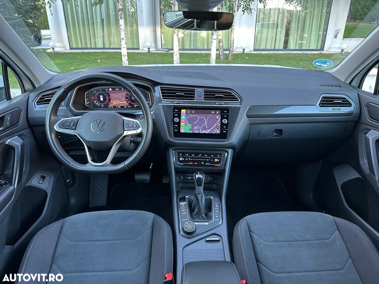 Volkswagen Tiguan 2.0 TDI DSG Elegance - 16