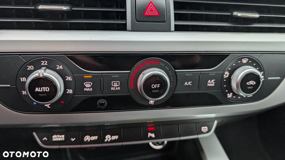 Audi A4 Avant 2.0 TDI ultra S tronic - 23