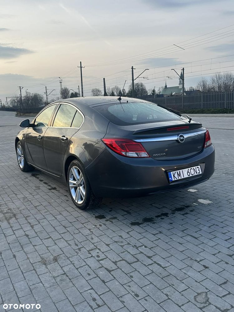 Opel Insignia 2011