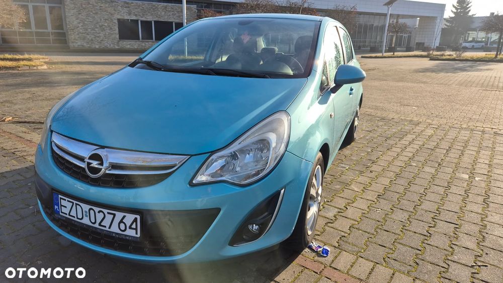 Opel Corsa - 1