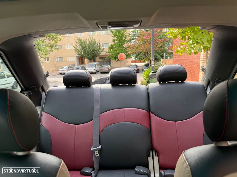Land Rover Freelander 2.0 di - 15