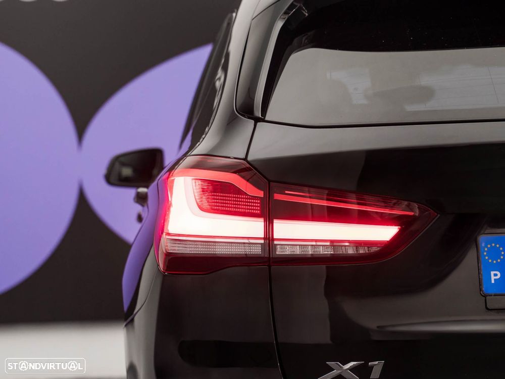 BMW X1 25 e xDrive Corporate Edition - 10