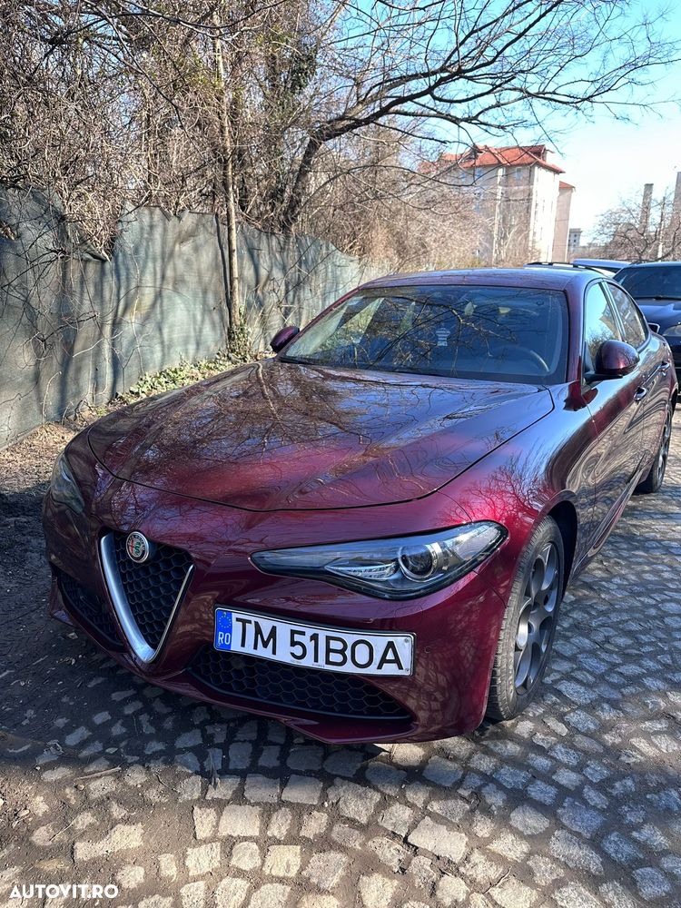 Alfa Romeo Giulia 2.0 Turbo 16V AT8 Business - 3