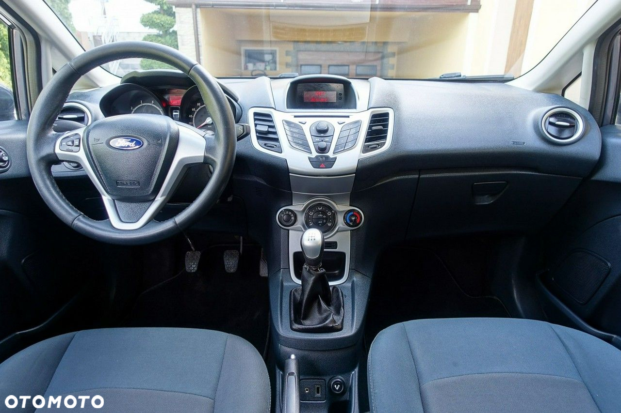 Ford Fiesta - 13