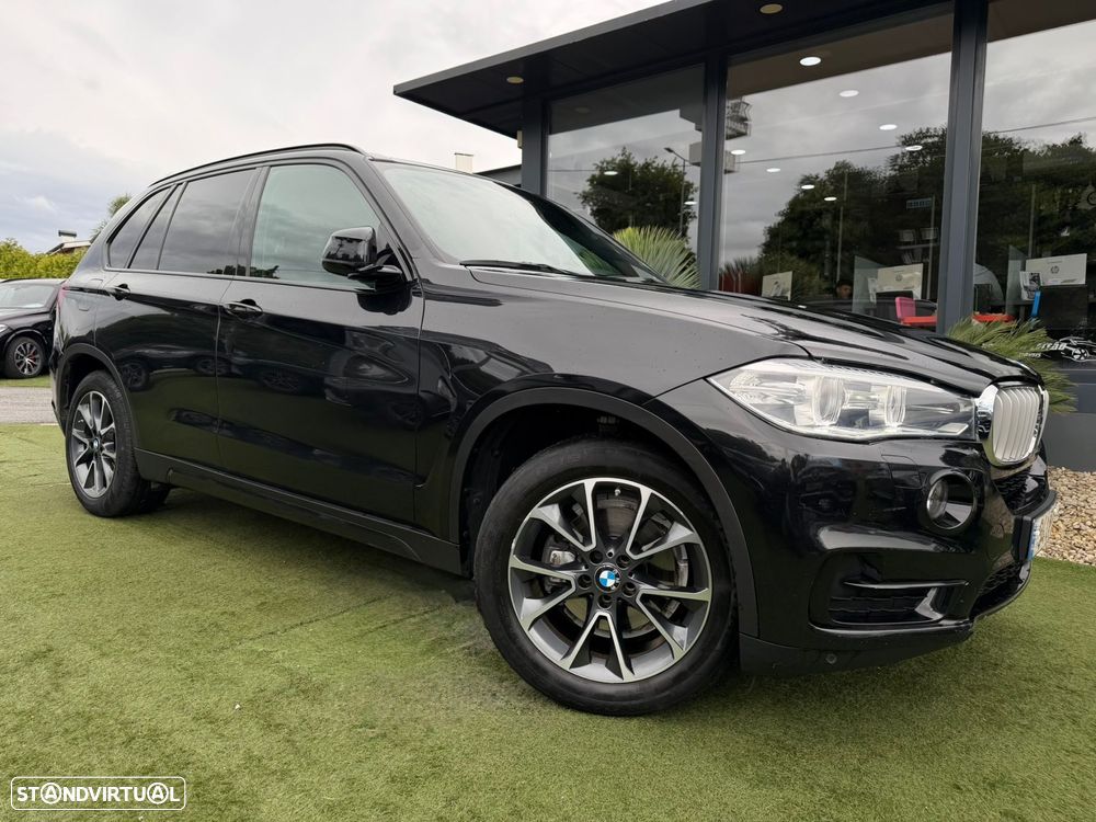 BMW X5 25 d sDrive Comfort 7L - 9