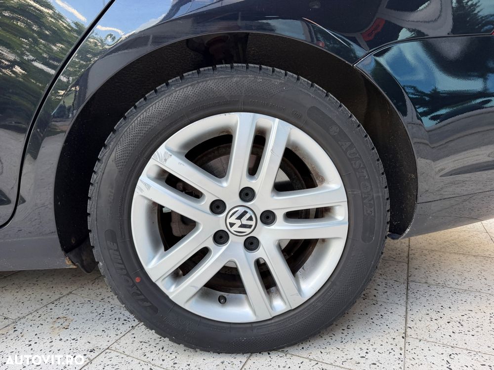 Volkswagen Golf 1.6 TDI BlueMotion Technology Comfortline - 14