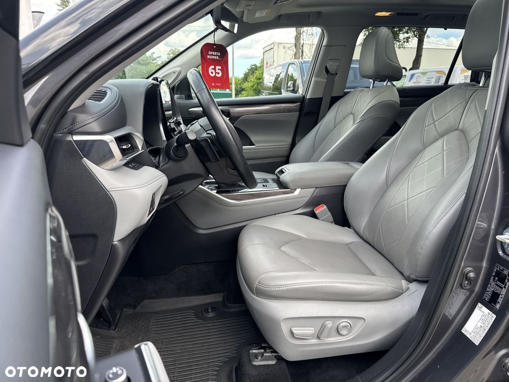 Toyota Highlander - 13