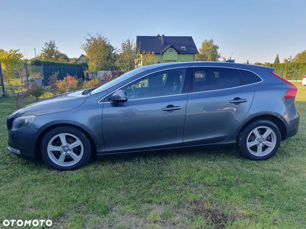 Volvo V40 - 9
