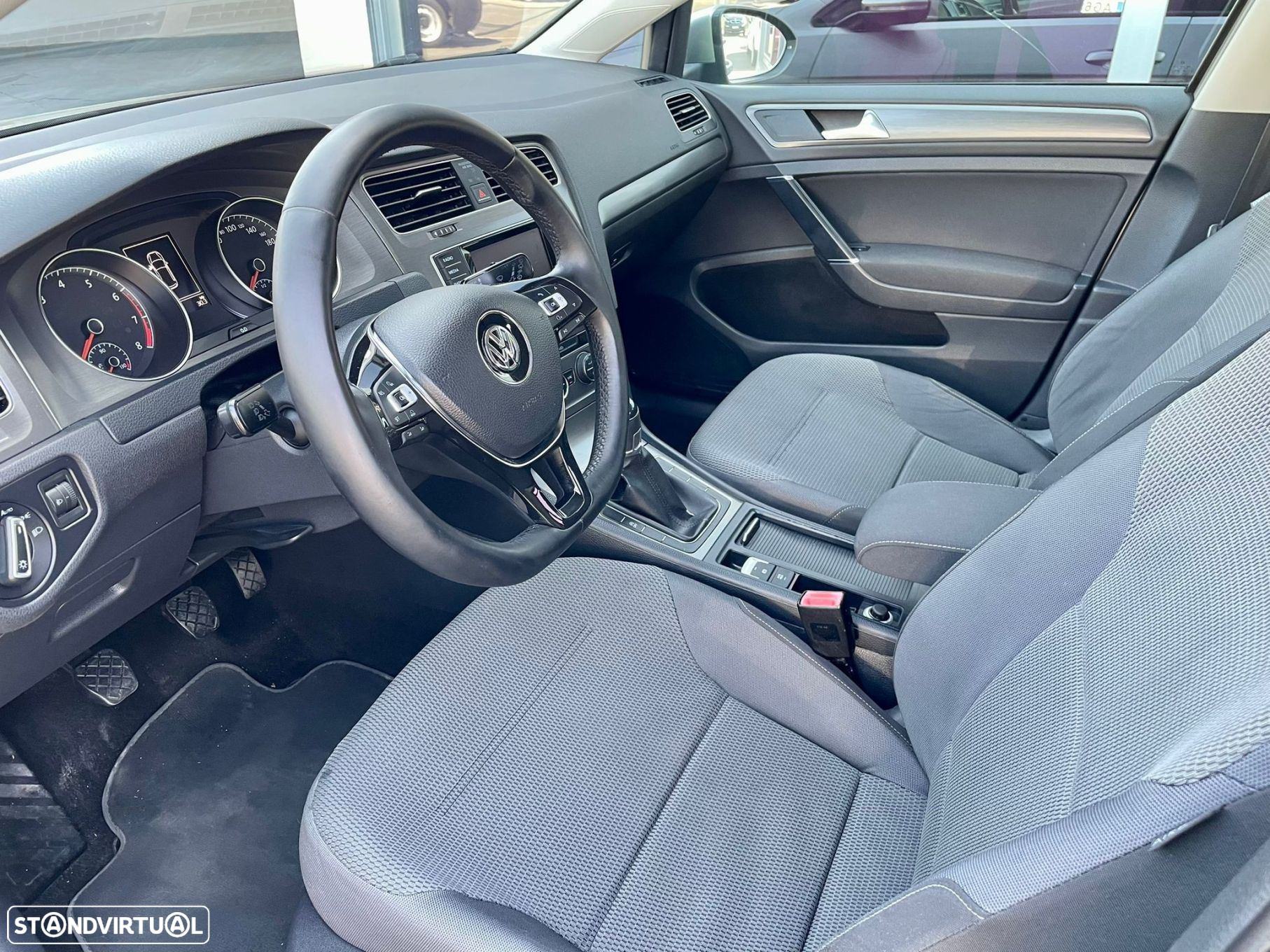 VW Golf 1.2 TSi Confortline - 9