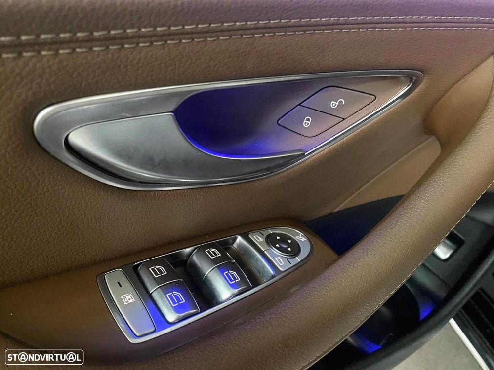 Mercedes-Benz E 400 d Exclusive Line 4Matic - 13
