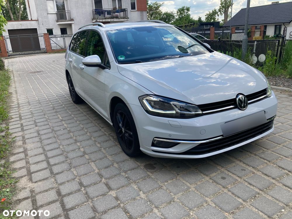 Volkswagen Golf - 3