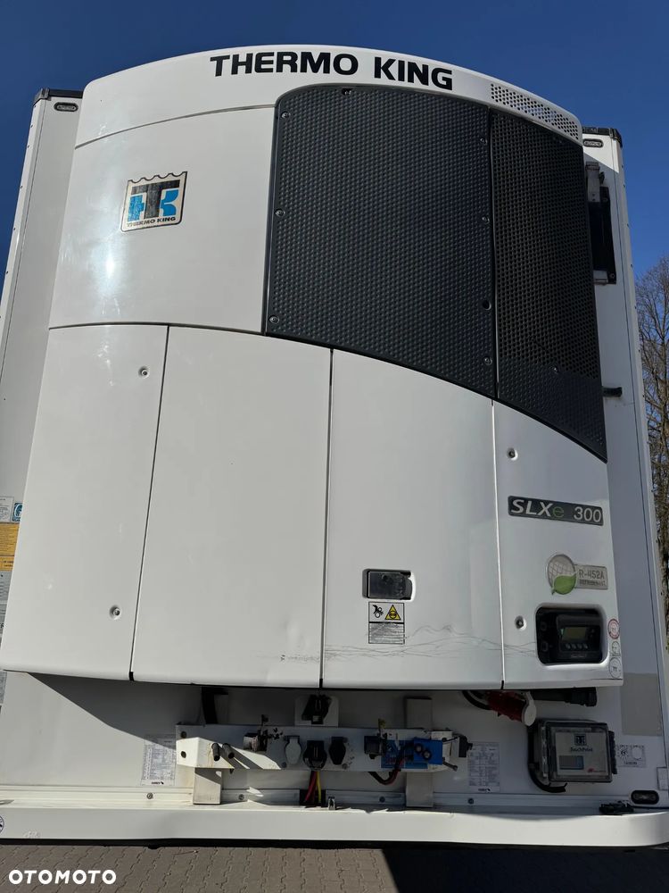 Schmitz Cargobull Chłodnia ,Doppelstock, Thermo King SLXe 300, Winda BAR - 30