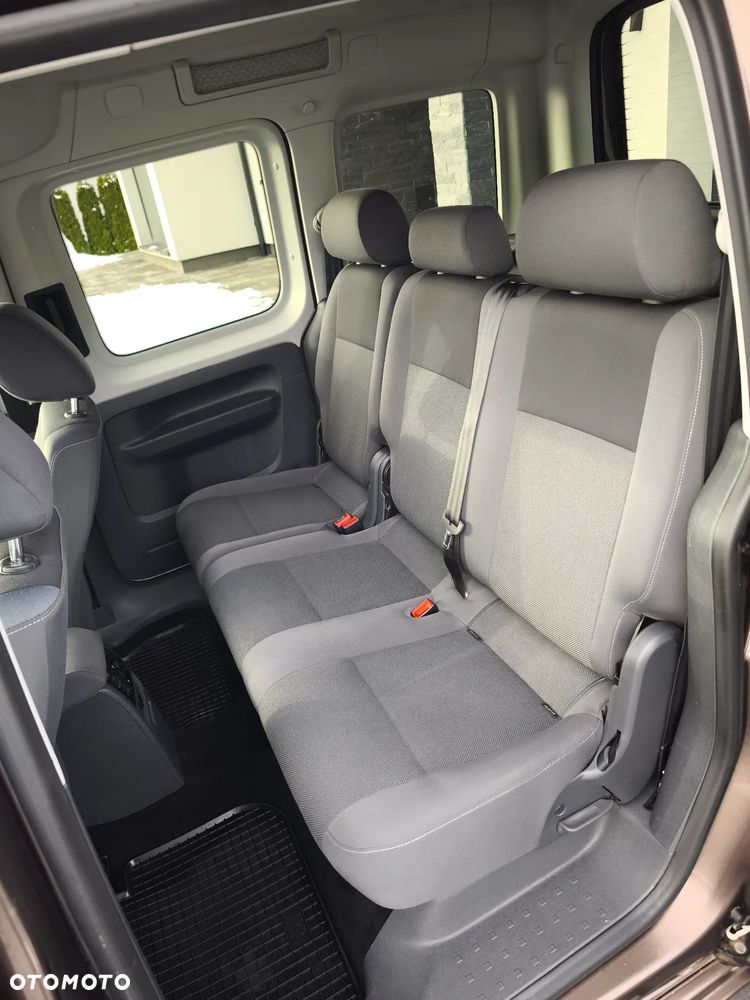 Volkswagen Caddy Trendline Mixt - 22