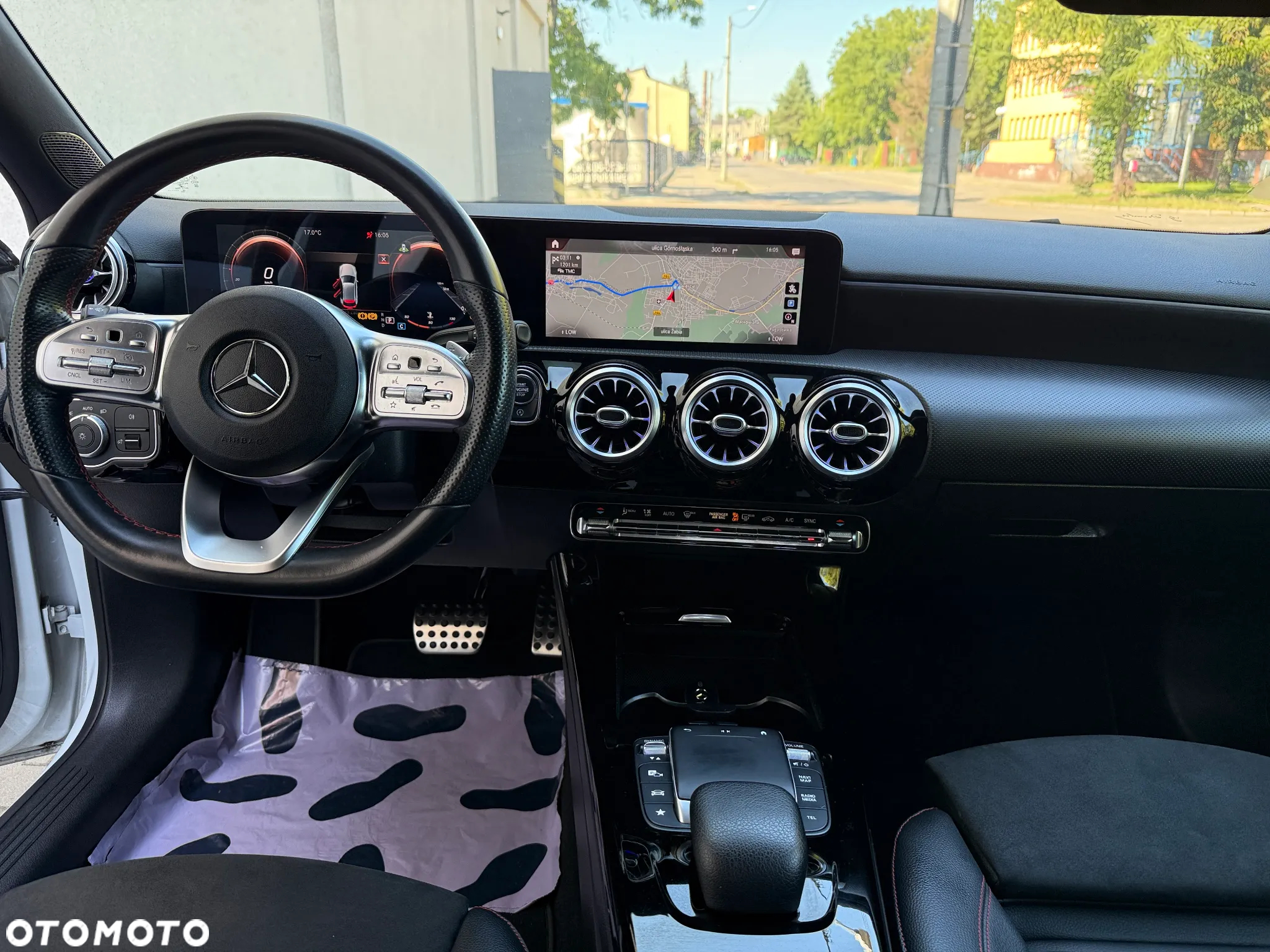 Mercedes-Benz Klasa A 200 7G-DCT AMG Line - 5