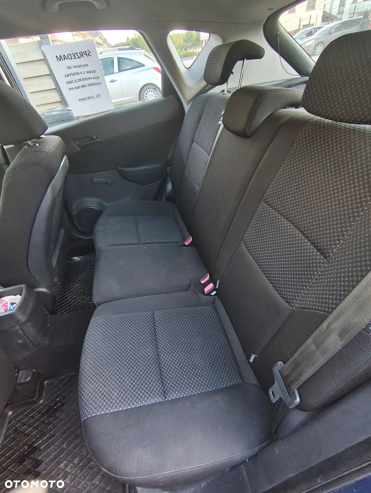 Hyundai i30 1.4 Base - 6