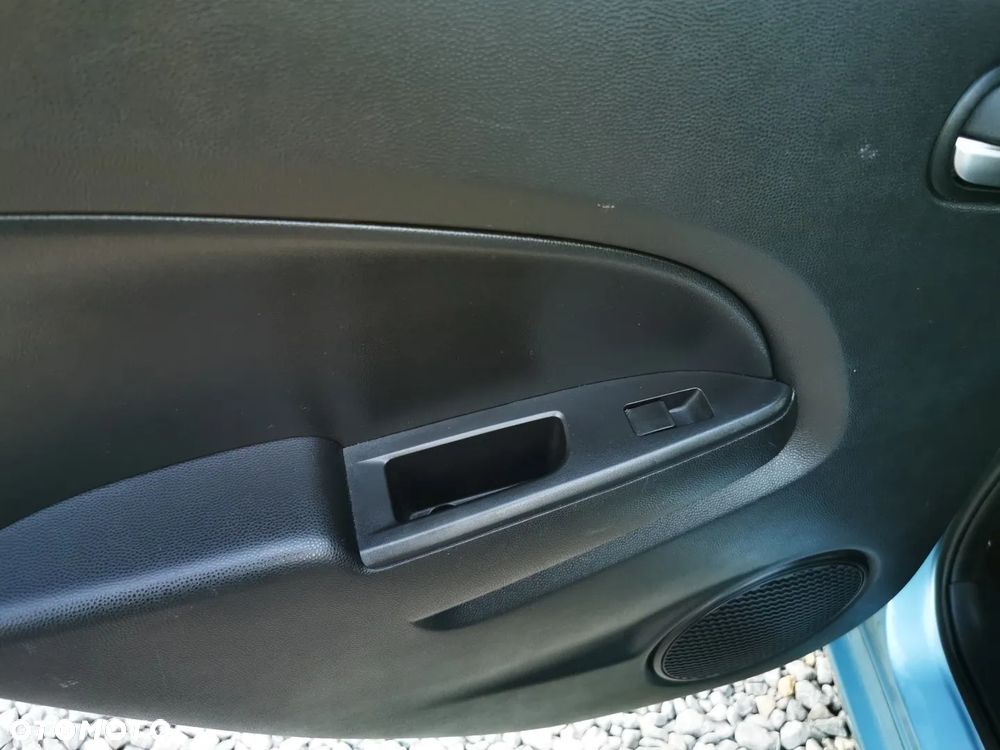 Mazda 2 - 20