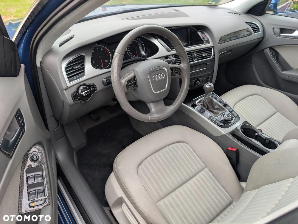 Audi A4 Avant 1.8 TFSI Ambiente - 5