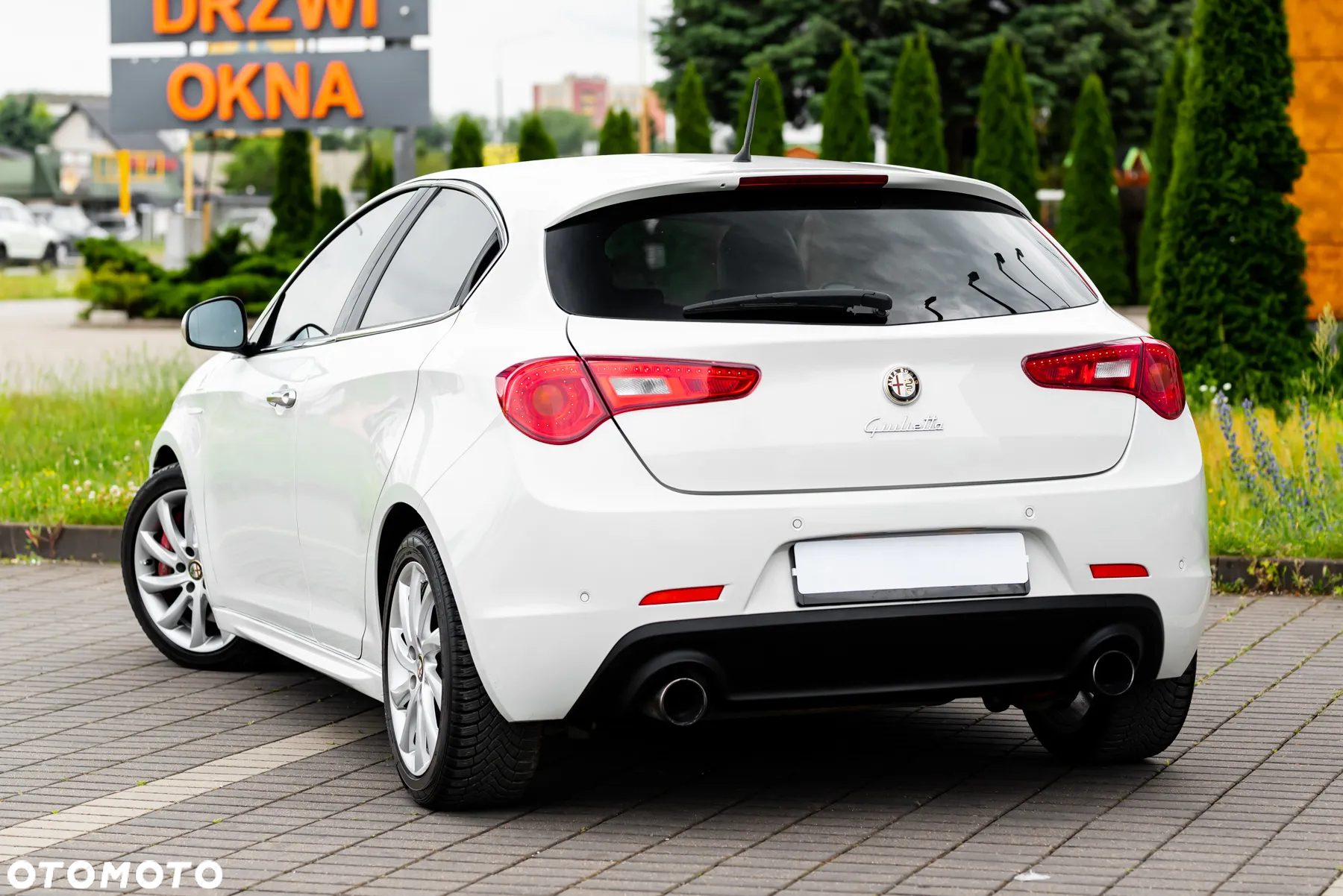 Alfa Romeo Giulietta 1750 TBi Quadrifoglio Verde - 32