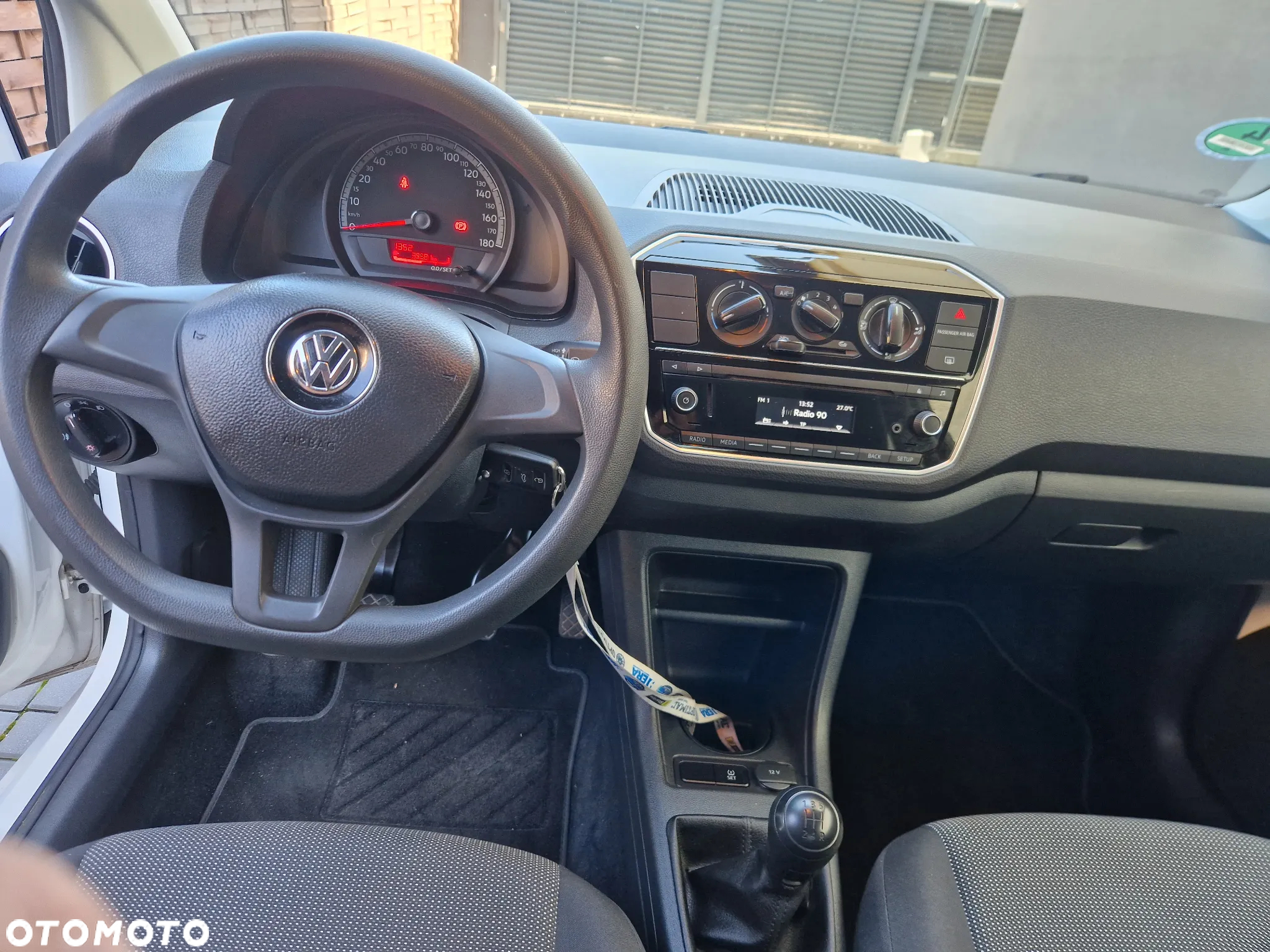 Volkswagen up! 1.0 move - 15