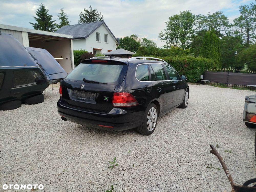Volkswagen Golf - 3