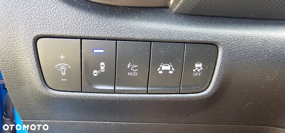 Hyundai Kona 1.6 CRDi Premium 4WD DCT - 10