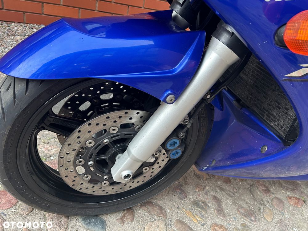 Yamaha FJR - 29