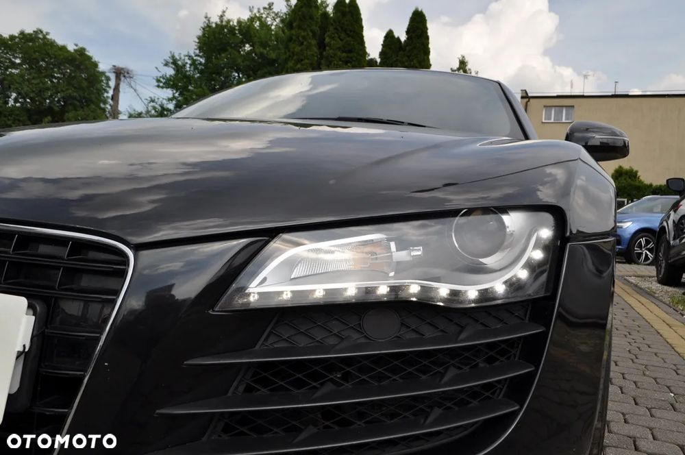 Audi R8 Coupé 4.2 Quattro R tronic - 30