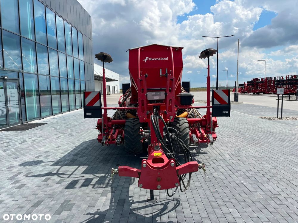 Kverneland U-DRILL PLUS 3001 - 8