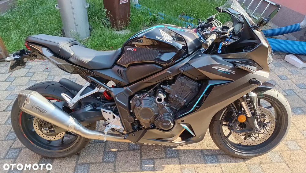 Honda CBR - 3