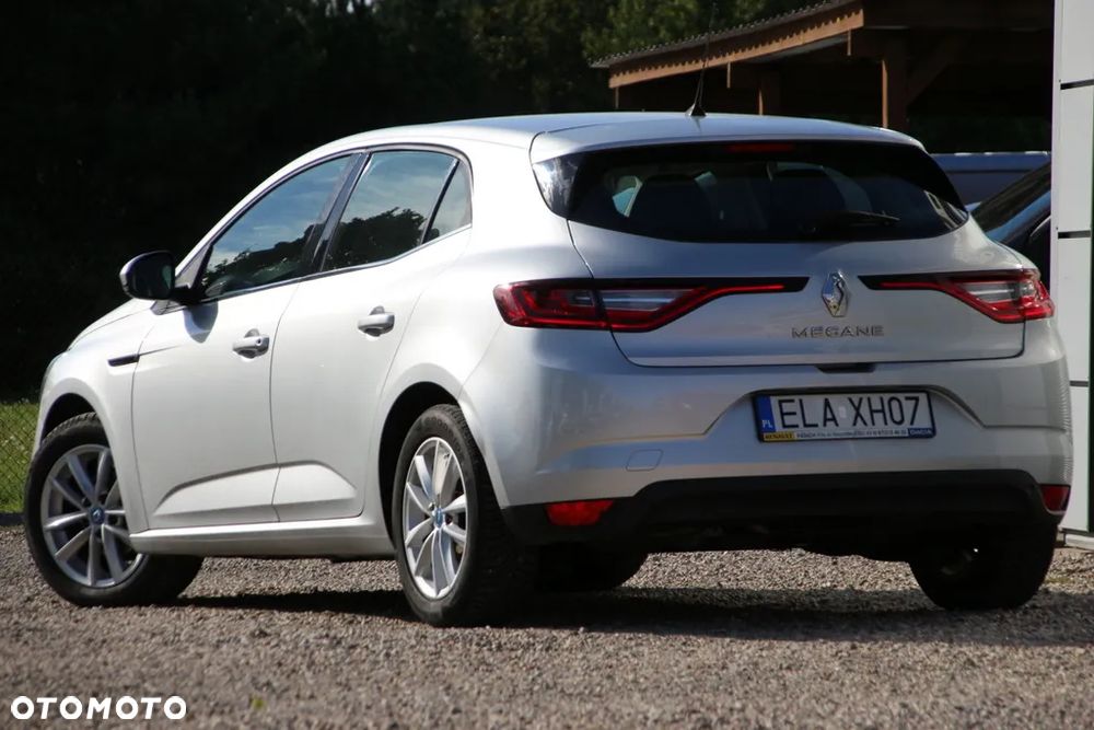 Renault Megane 1.6 SCe Limited - 10