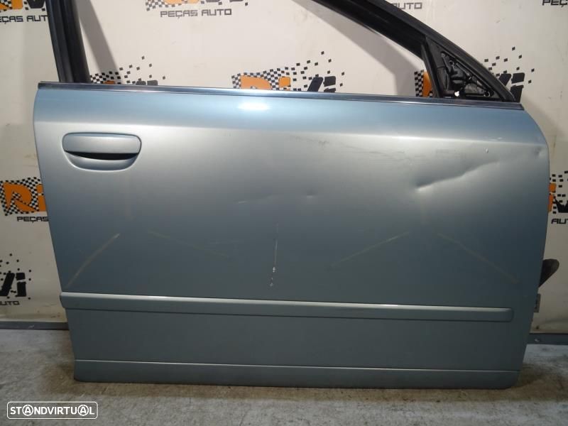 Porta Frente Direita Audi A4 (8Ec, B7)  Porta Frontal Direita Audi A4 - 5