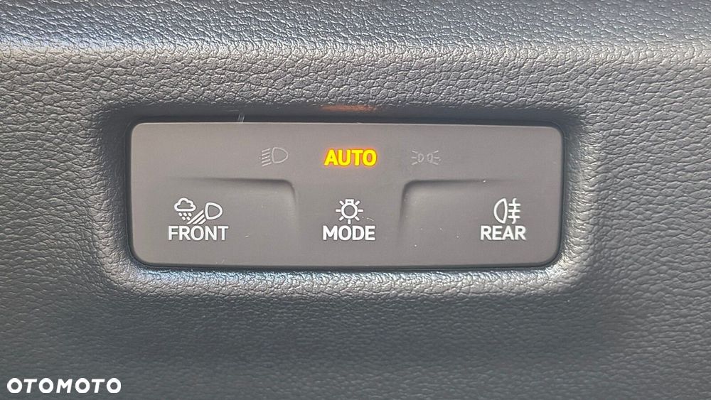 Volkswagen Tiguan - 16