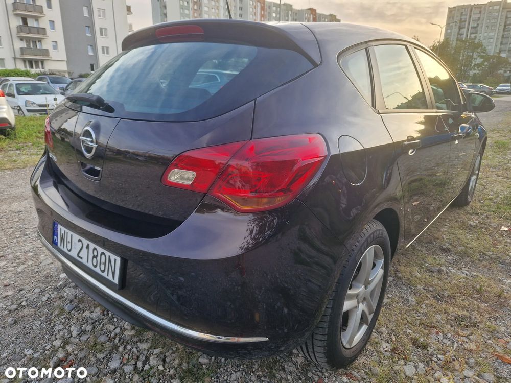 Opel Astra 1.6 Active - 12