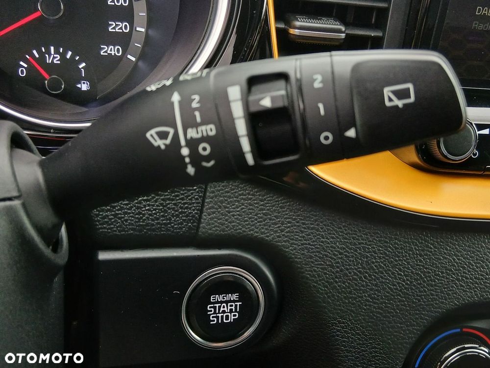 Kia XCeed - 26