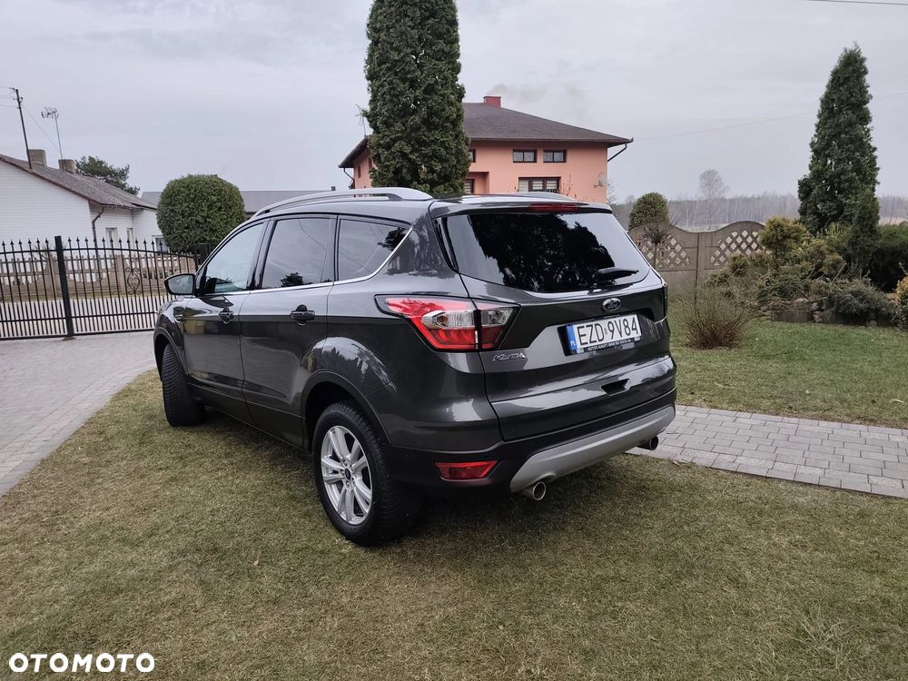 Ford Kuga - 11