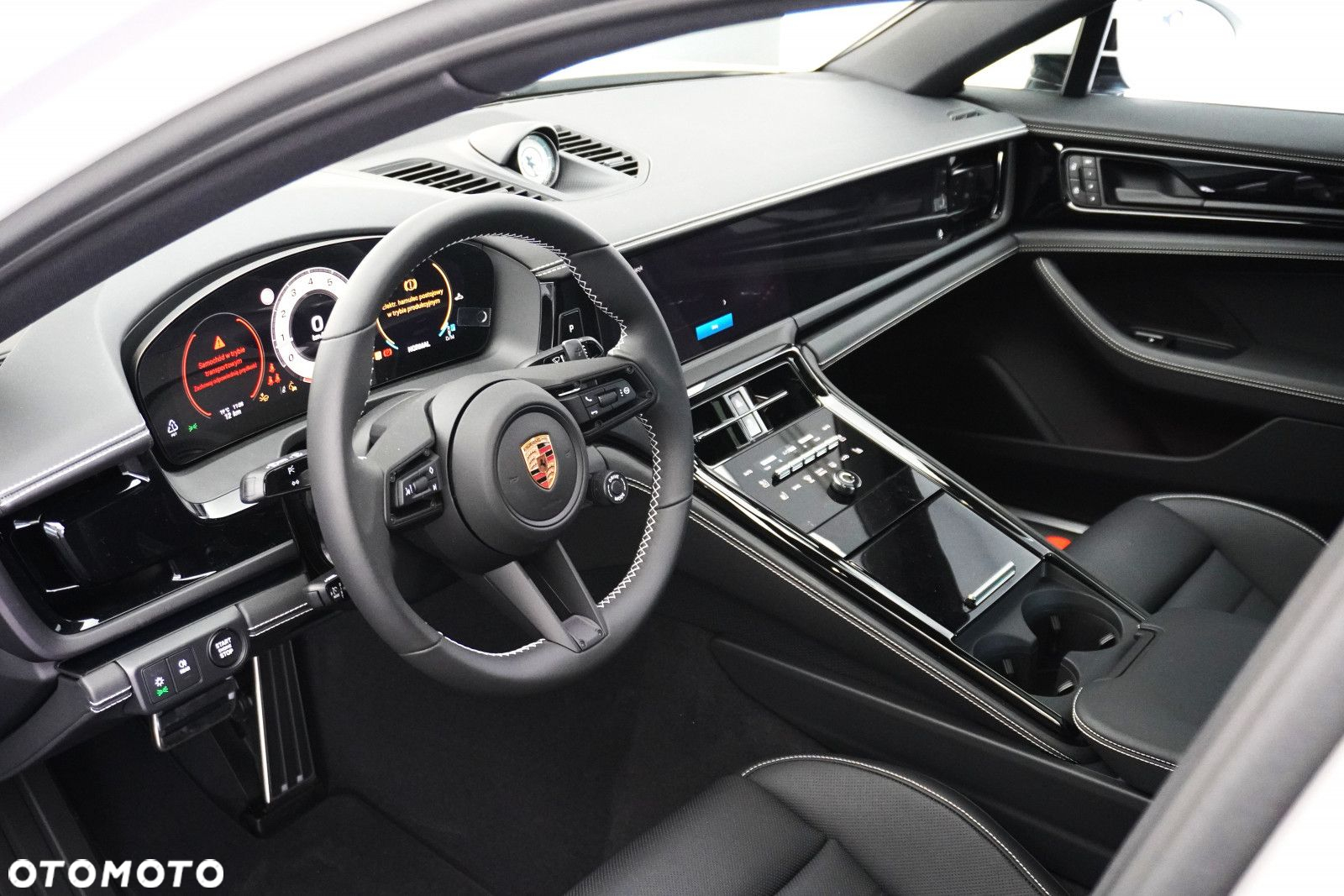 Porsche Panamera 4 - 9