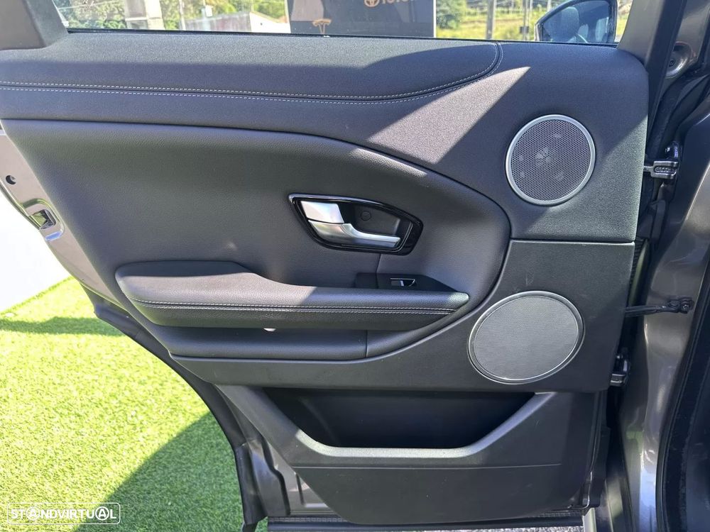 Land Rover Range Rover Evoque 2.0 D150 AWD R-Dynamic Auto - 55