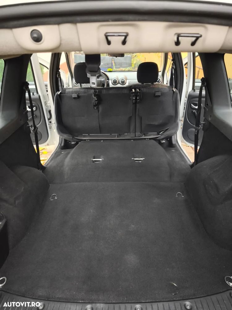 Dacia Logan MCV 1.6 16V Laureate - 23