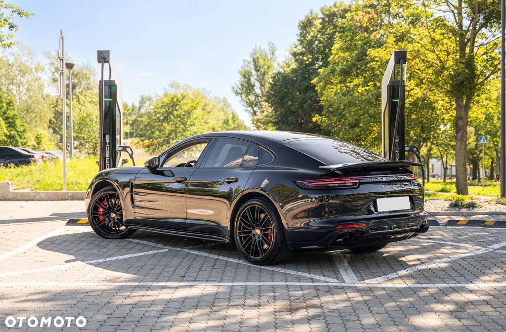 Porsche Panamera Turbo - 4