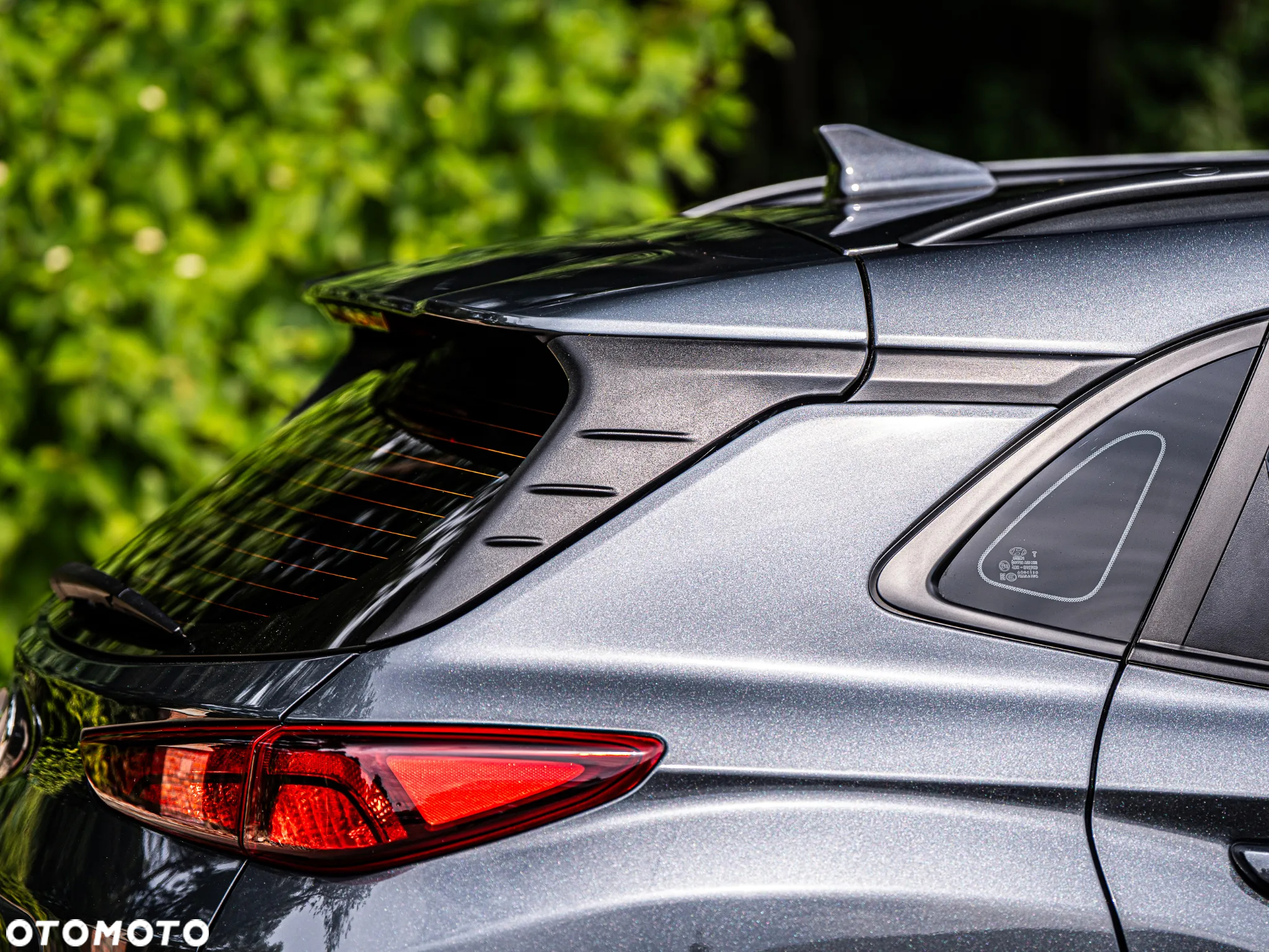 Hyundai Kona 1.6 GDI Hybrid Premium DCT - 27