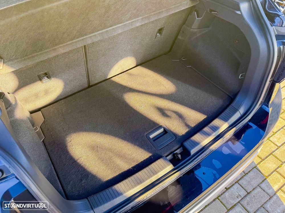 VW T-Cross 1.0 TSI Urban DSG - 9