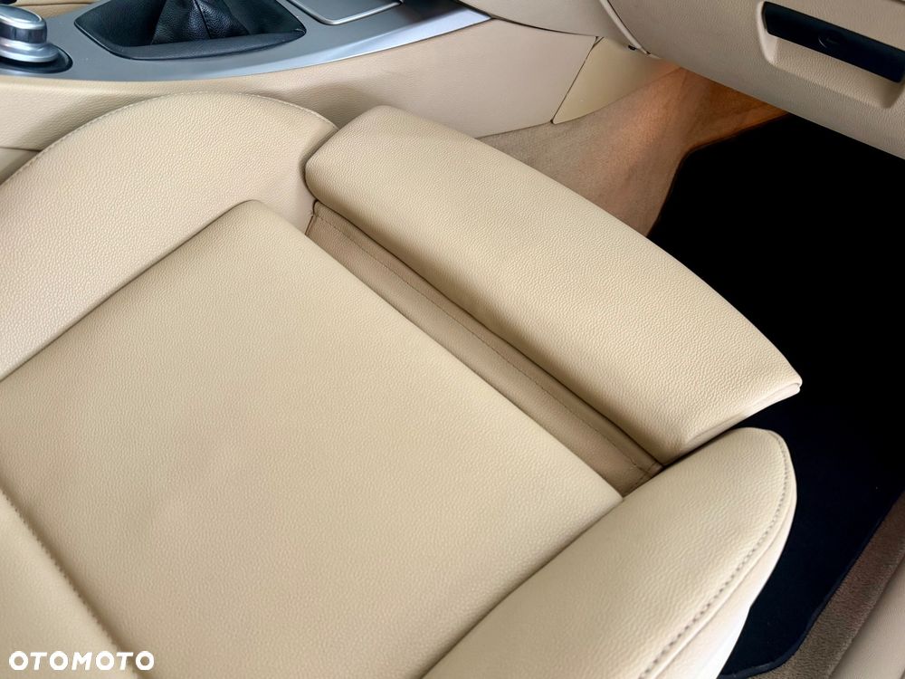 BMW Seria 3 - 35